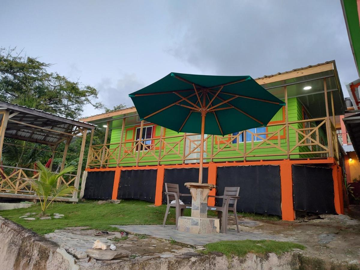 Cabanas Mister Mac Fresh Water Bay Esterno foto